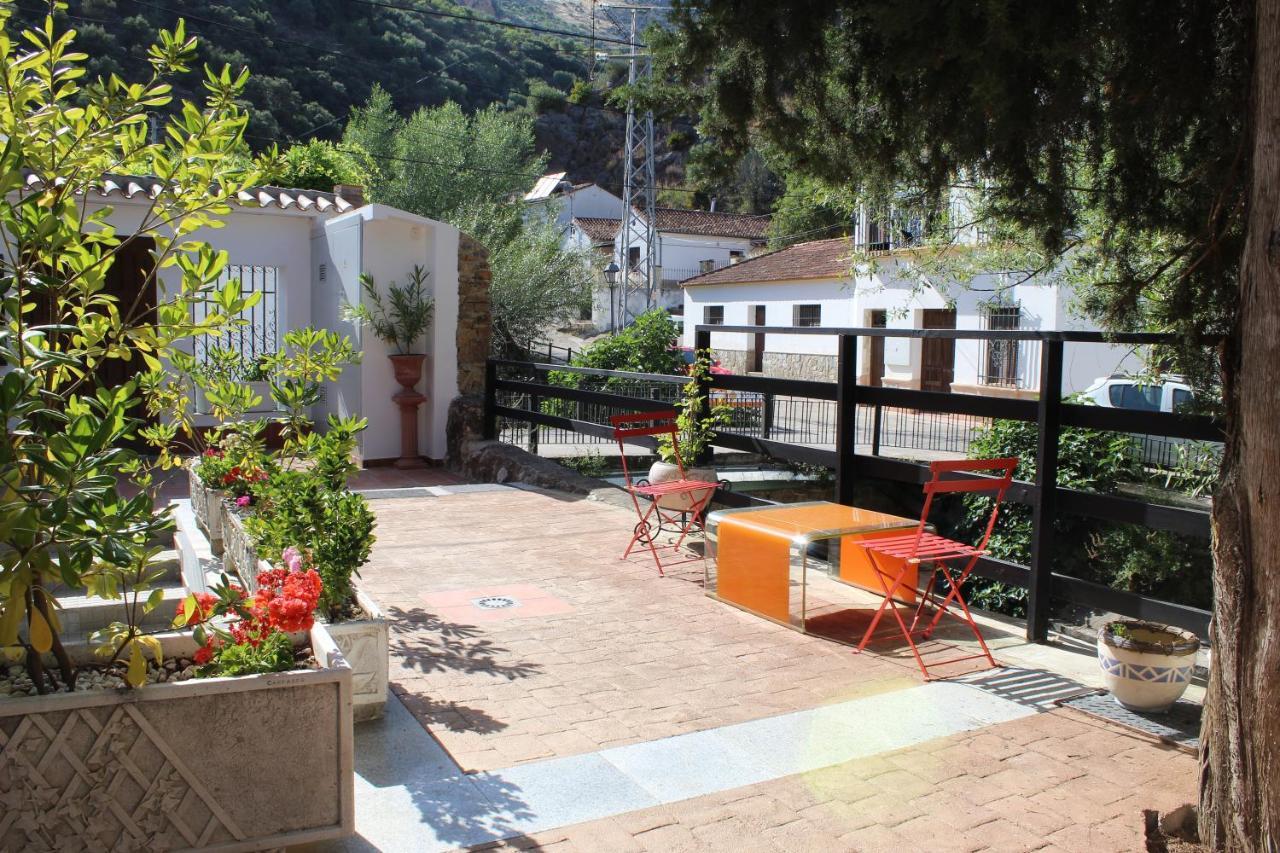 Apartamento Guadiaro 3 Ainhoa Benaojan Exterior photo