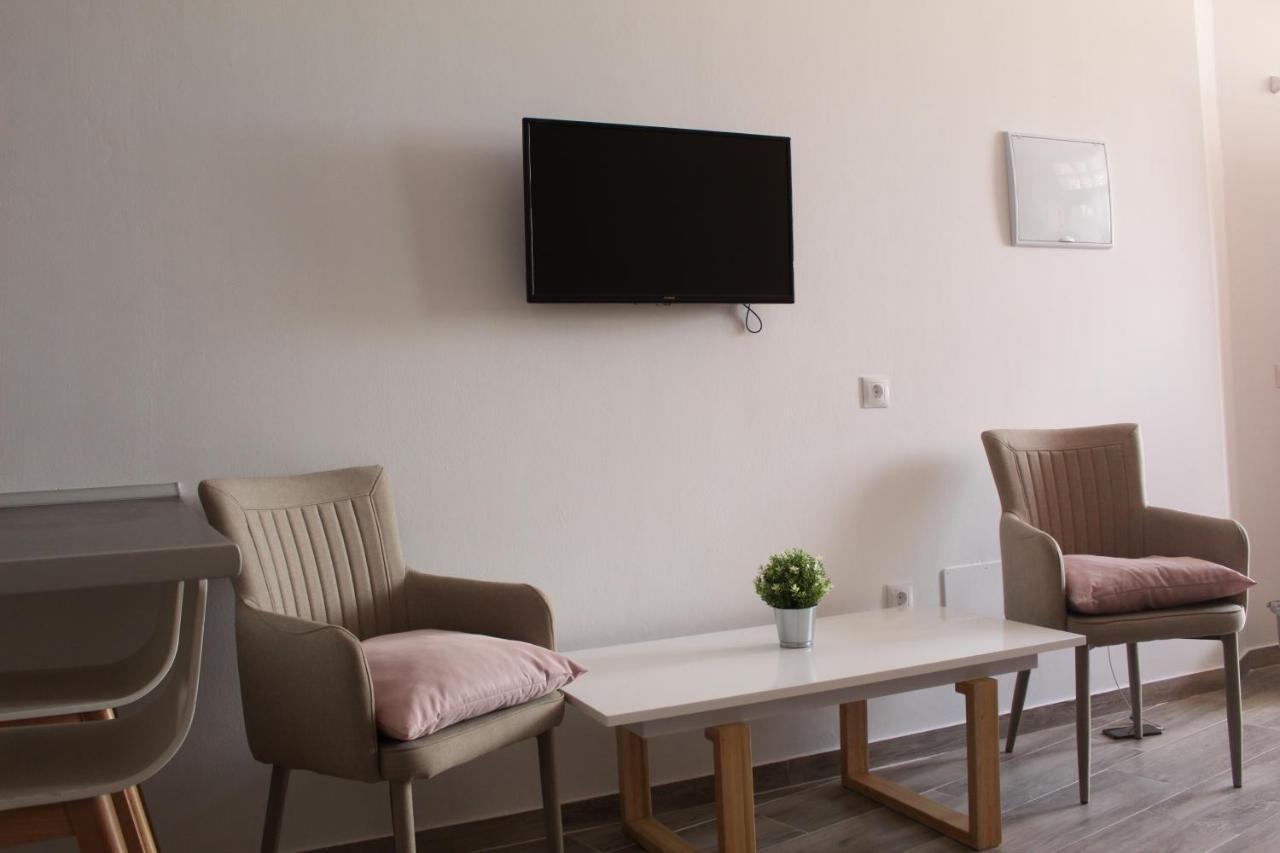 Apartamento Guadiaro 3 Ainhoa Benaojan Exterior photo